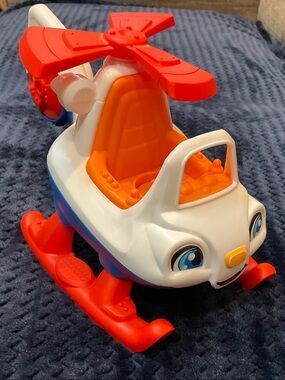 Fisher-Price Little People Sounds Toy Hellicopter Vehicle